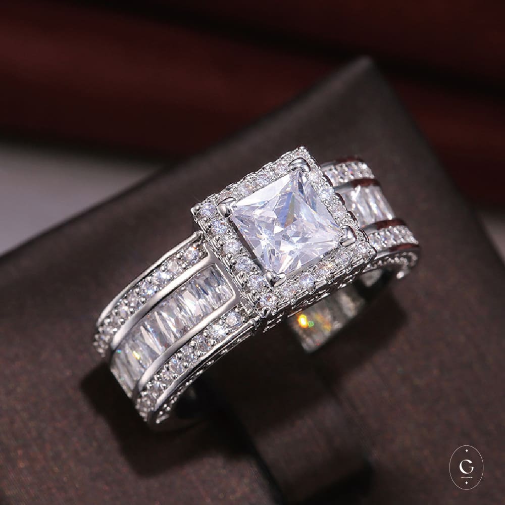 Timeless Blaze Solitaire Ring