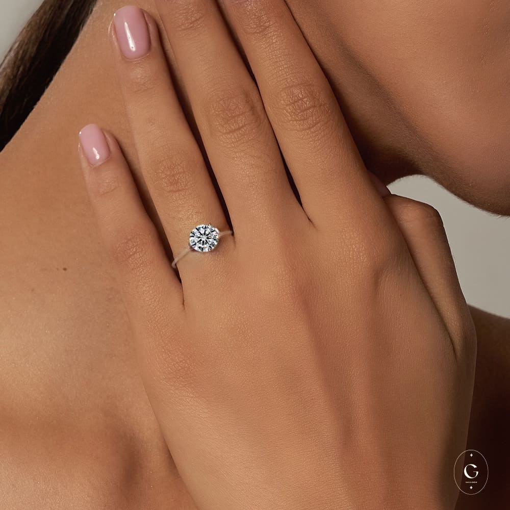 Moonlight Moissanite Invisible Ring