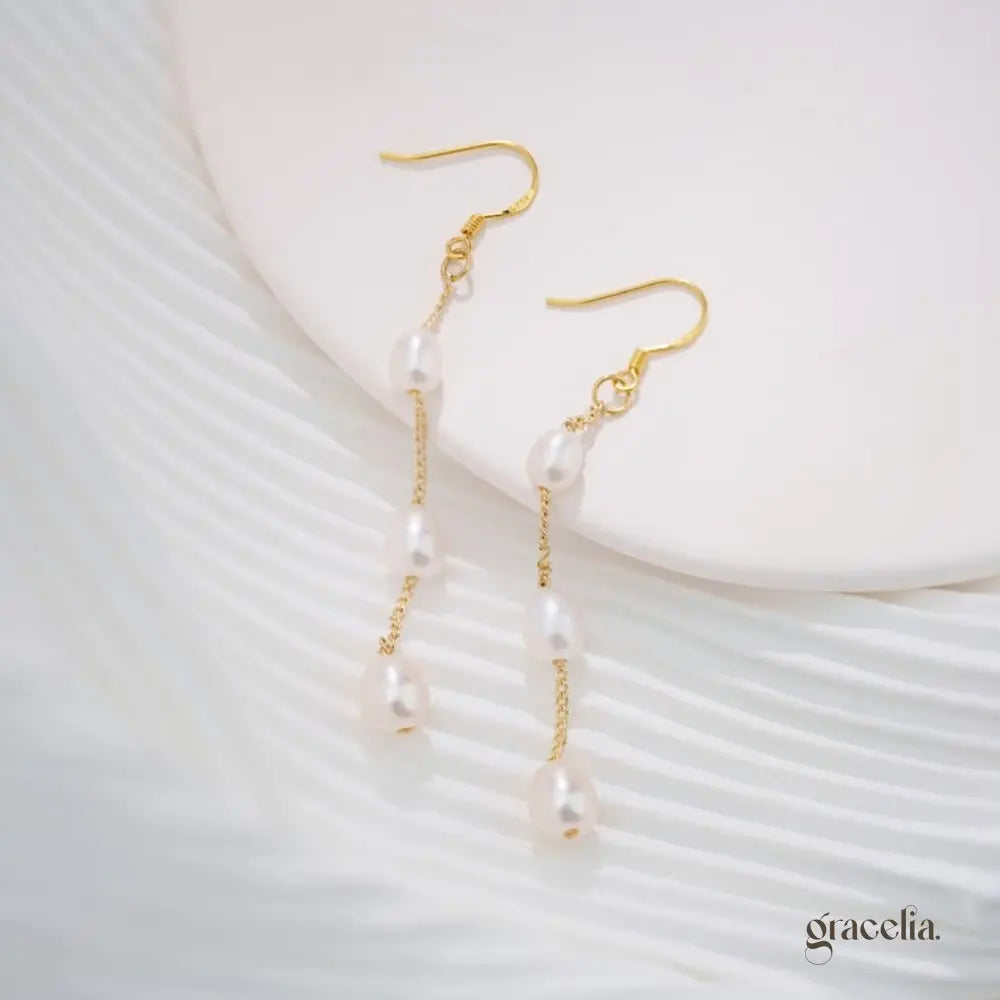 Everglow Freshwater Pearl Drop Earrings