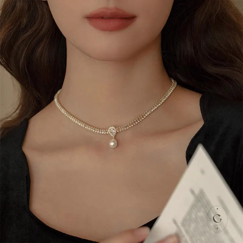 "Full Glam On" Pearl Necklace