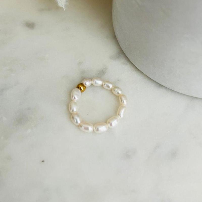 Aura Dainty Pearl Beaded Ring