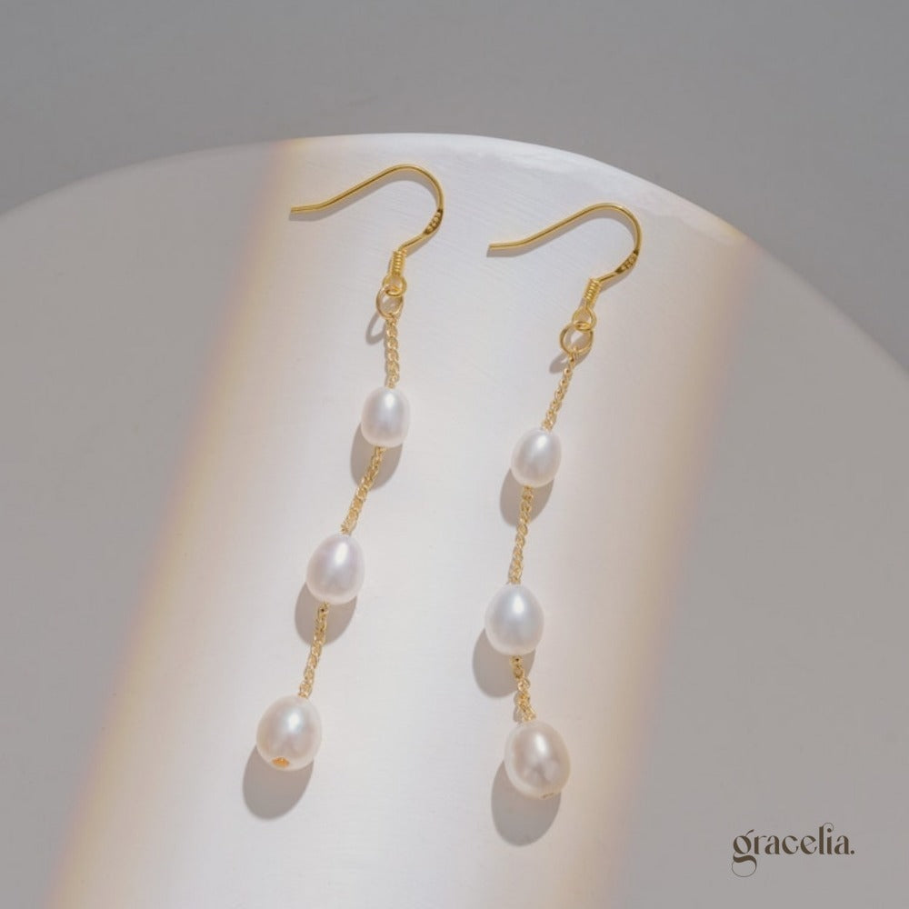 Everglow Freshwater Pearl Drop Earrings