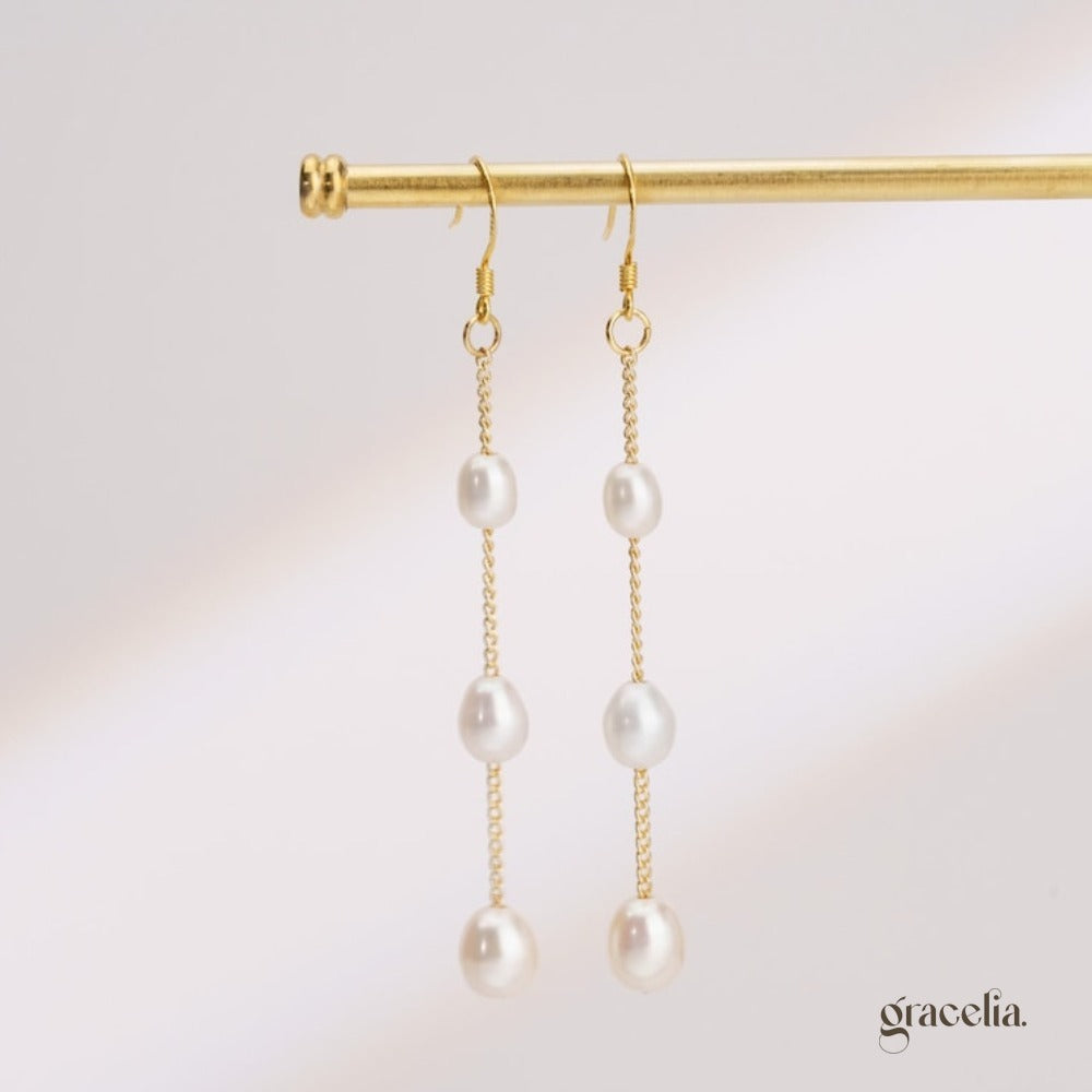 Everglow Freshwater Pearl Drop Earrings