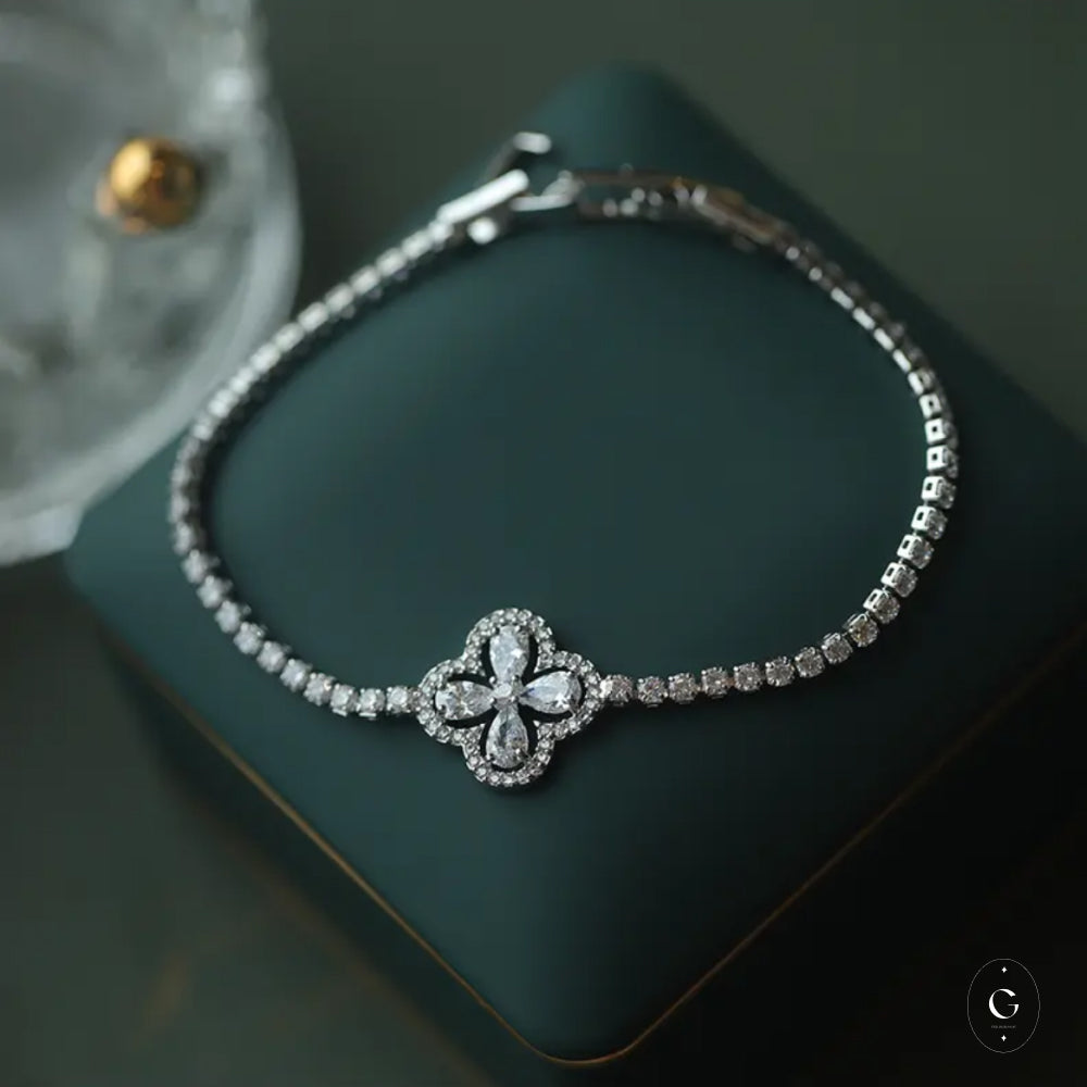 Starlight Four Leaf Clover Bracelet