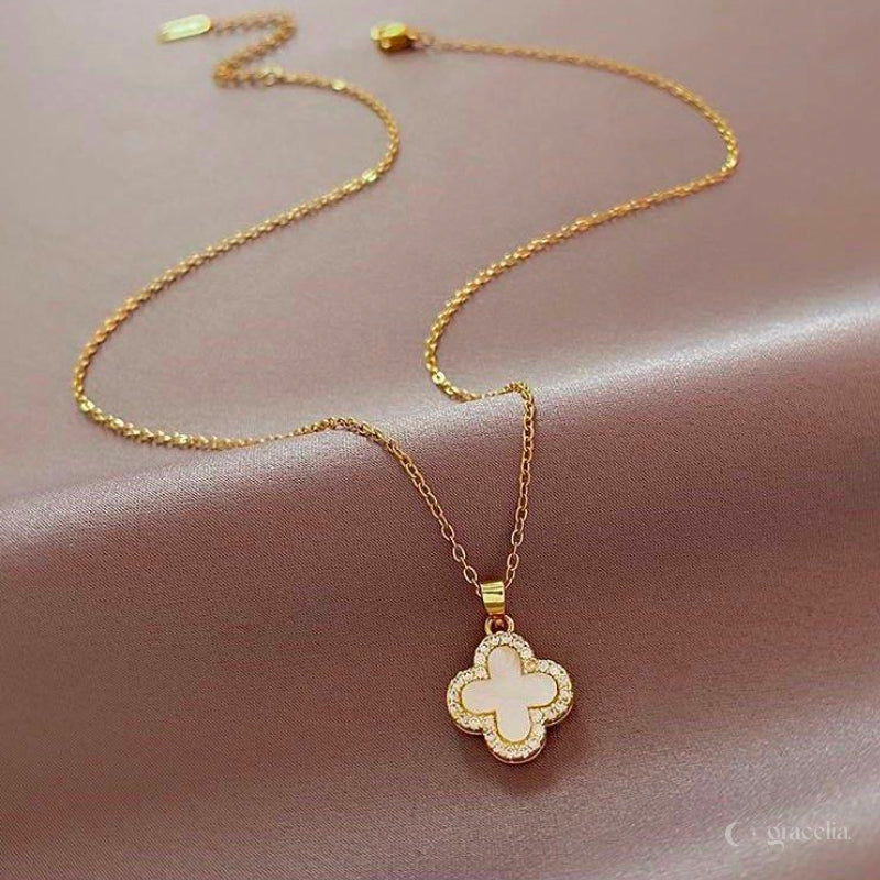 Grande Clover Necklace